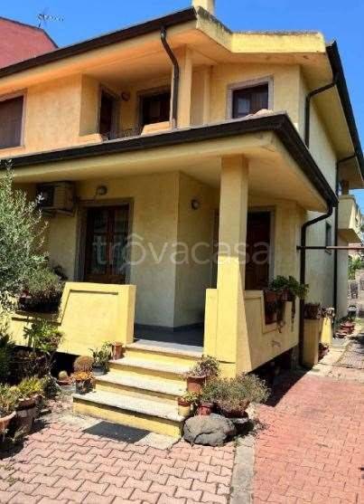 casa indipendente in vendita a Cabras in zona Solanas