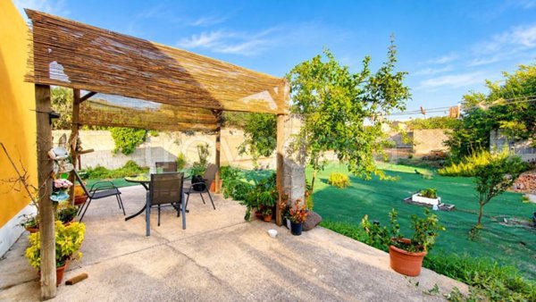 casa indipendente in vendita a Cabras