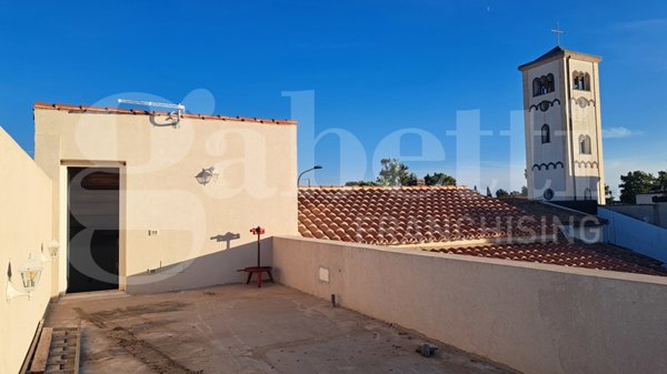 casa indipendente in vendita a Cabras in zona Solanas