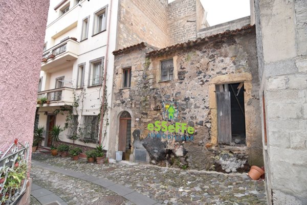 casa indipendente in vendita a Cuglieri