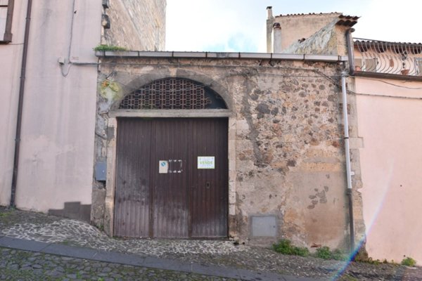 locale di sgombero in vendita a Cuglieri