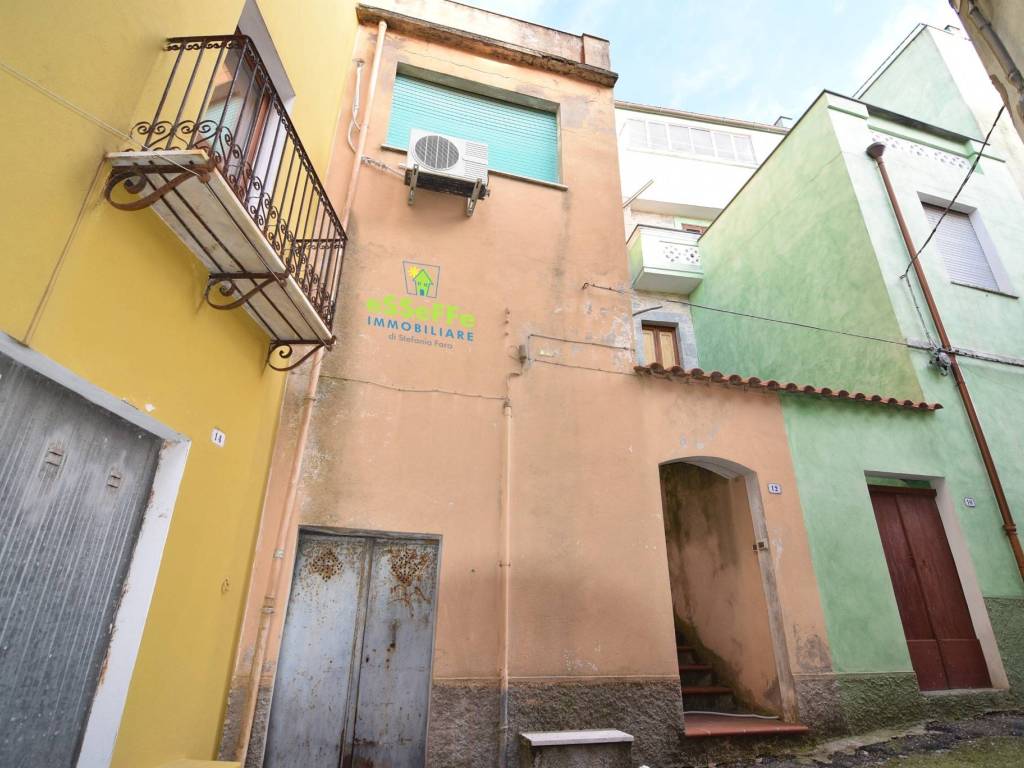 casa indipendente in vendita a Cuglieri