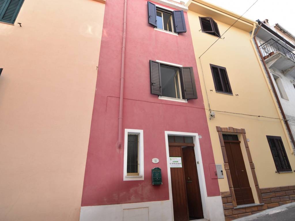 casa indipendente in vendita a Cuglieri