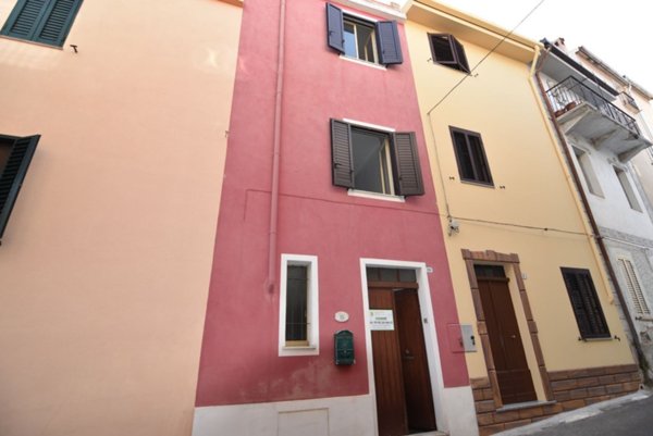 casa indipendente in vendita a Cuglieri