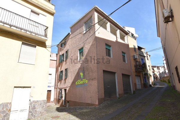 casa indipendente in vendita a Cuglieri
