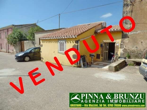 casa indipendente in vendita a Cuglieri