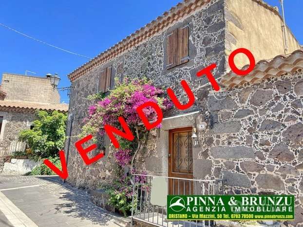 casa indipendente in vendita a Cuglieri