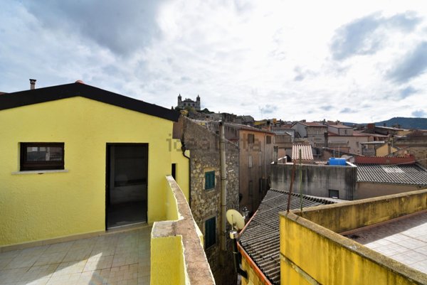 casa indipendente in vendita a Cuglieri
