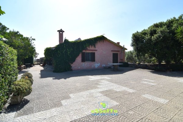 casa indipendente in vendita a Cuglieri in zona Santa Caterina di Pittinuri