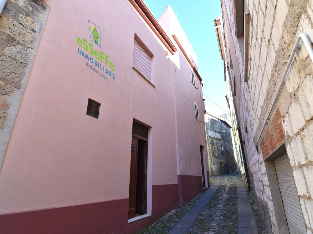 casa indipendente in vendita a Cuglieri