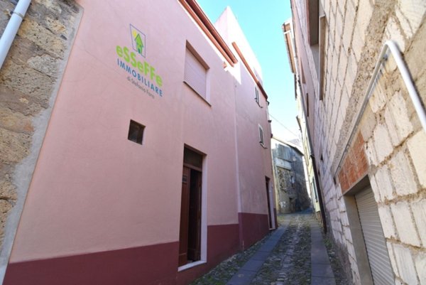 casa indipendente in vendita a Cuglieri