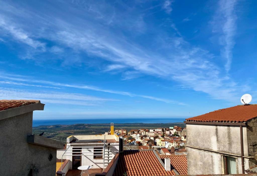 casa indipendente in vendita a Cuglieri in zona S'Archittu
