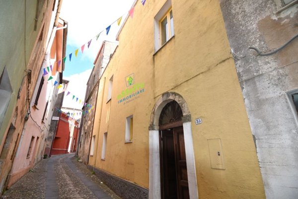 casa indipendente in vendita a Cuglieri