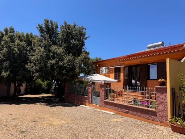 casa indipendente in vendita a Cuglieri in zona S'Archittu