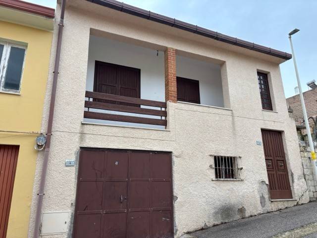 casa indipendente in vendita a Cuglieri in zona Santa Caterina di Pittinuri
