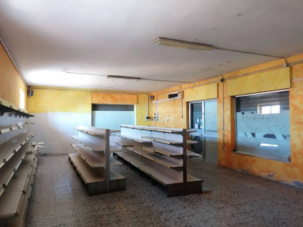 negozio in vendita a Cuglieri