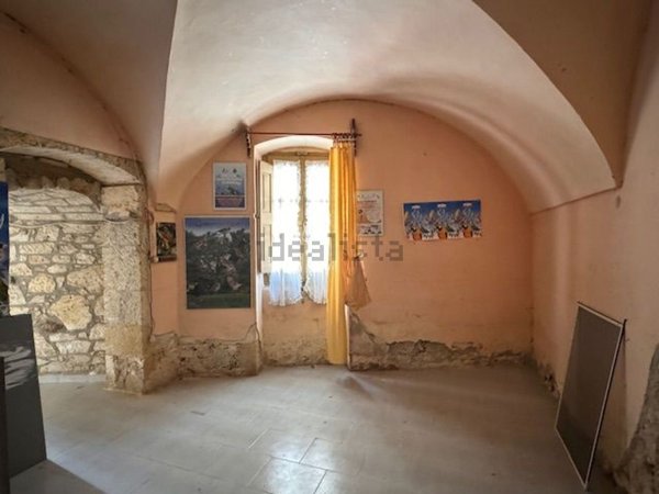 casa indipendente in vendita a Cuglieri