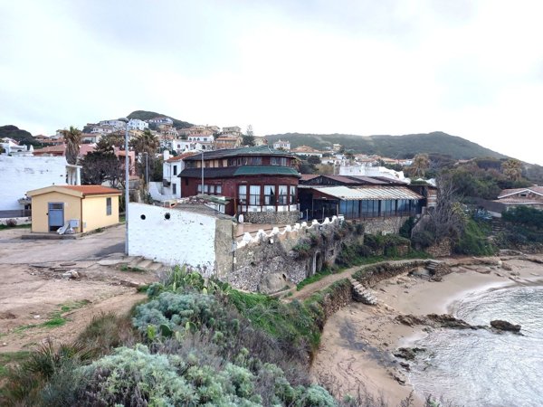 casa indipendente in vendita a Cuglieri in zona Torre del Pozzo