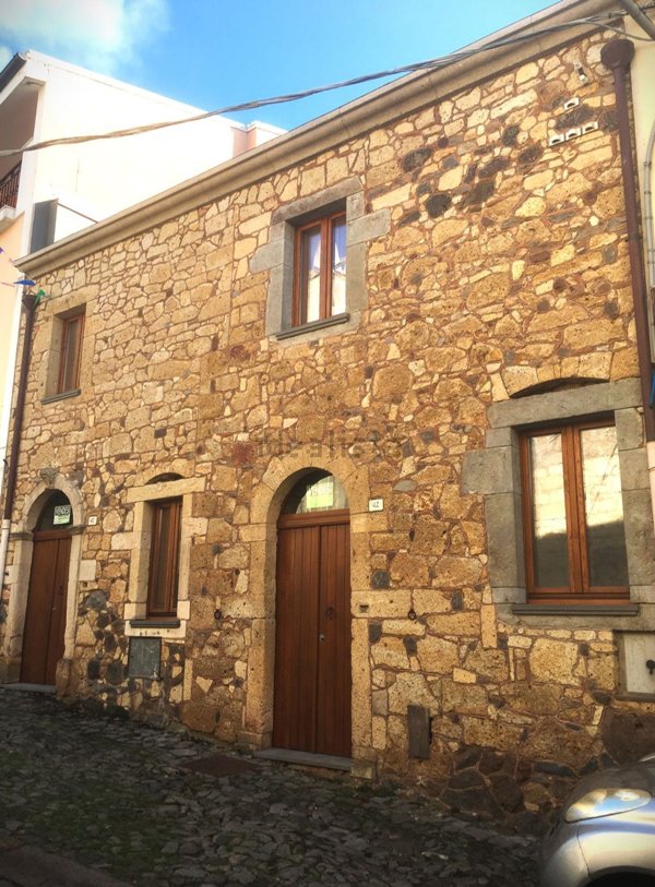 casa indipendente in vendita a Cuglieri