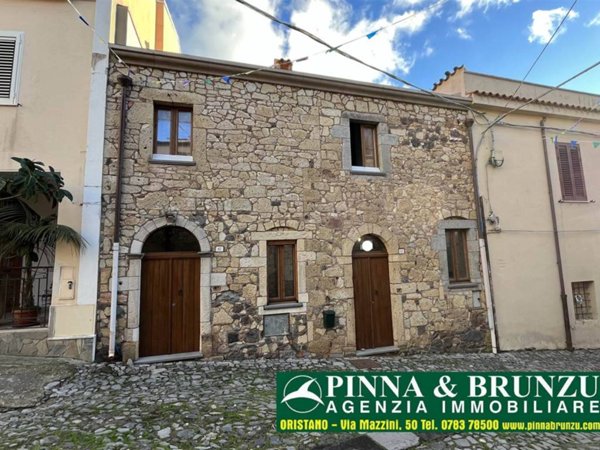 casa indipendente in vendita a Cuglieri