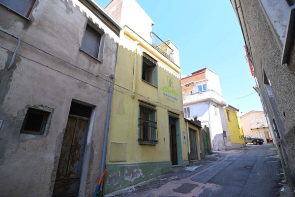 casa indipendente in vendita a Cuglieri