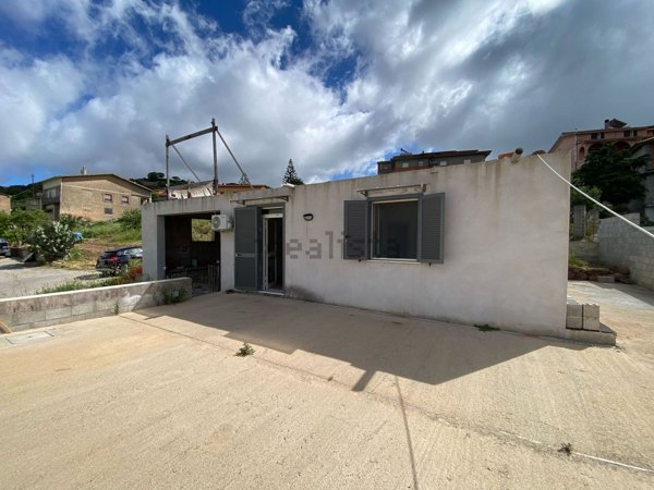 casa indipendente in vendita a Cuglieri