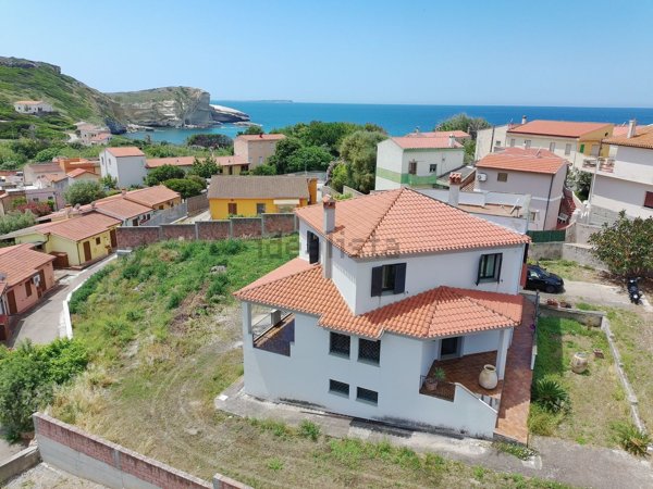 casa indipendente in vendita a Cuglieri in zona S'Archittu