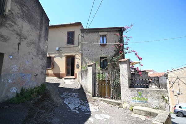 casa indipendente in vendita a Cuglieri