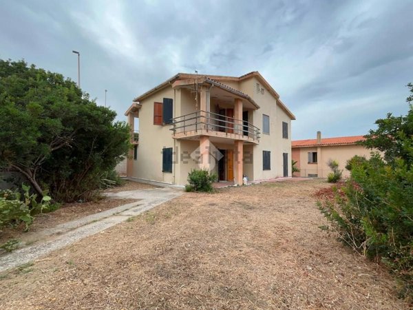 casa indipendente in vendita a Cuglieri