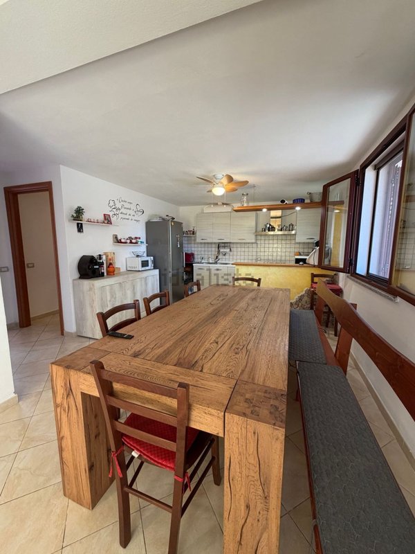 appartamento in vendita a Cuglieri in zona Santa Caterina di Pittinuri