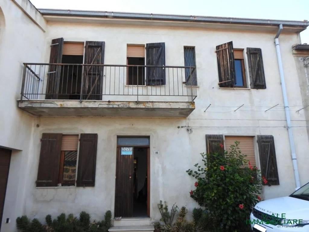 casa indipendente in vendita a Ghilarza