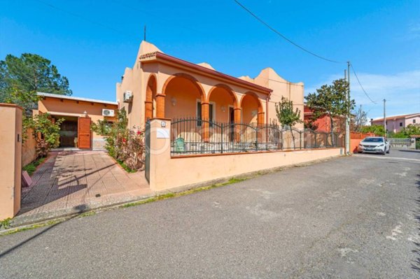 casa indipendente in vendita a Gonnosnò