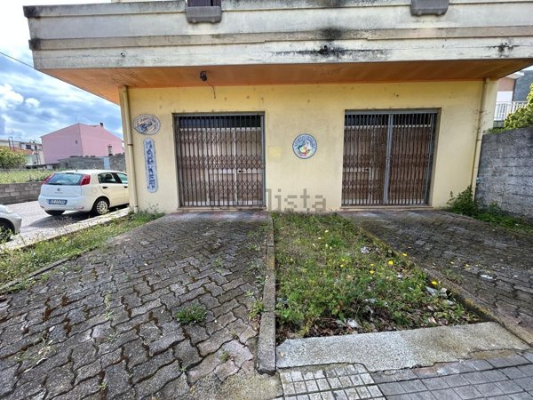 locale commerciale in vendita a Marrubiu