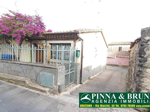 casa indipendente in vendita a Narbolia