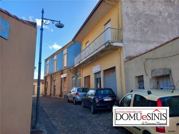 negozio in vendita a Nurachi