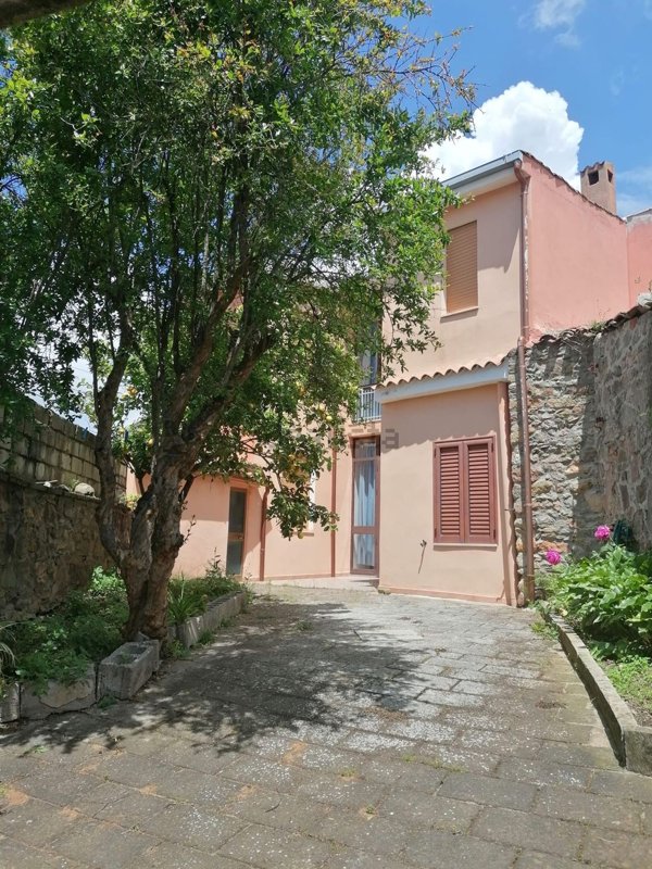 casa indipendente in vendita a Nureci