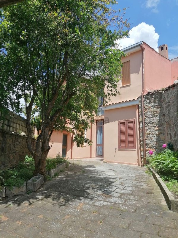 casa indipendente in vendita a Nureci