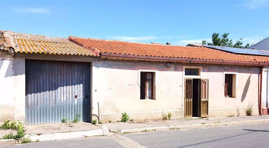 casa indipendente in vendita ad Oristano in zona Massama