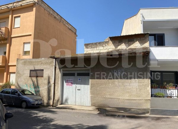casa indipendente in vendita ad Oristano