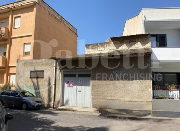 casa indipendente in vendita ad Oristano