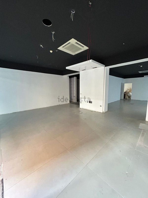 locale di sgombero in vendita ad Oristano in zona Centro storico