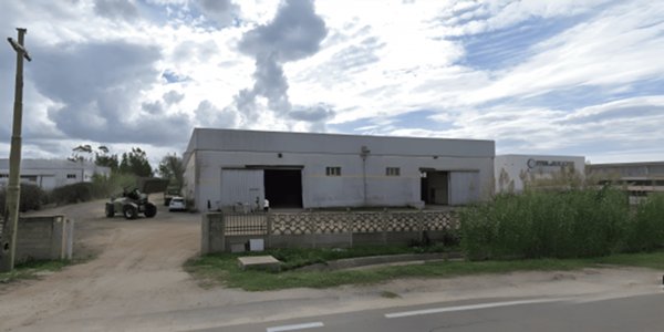 locale commerciale in vendita ad Oristano