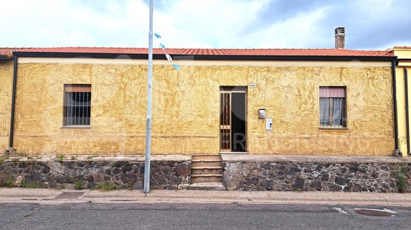 casa indipendente in vendita ad Oristano in zona Massama