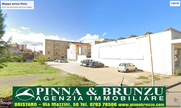 locale commerciale in vendita ad Oristano