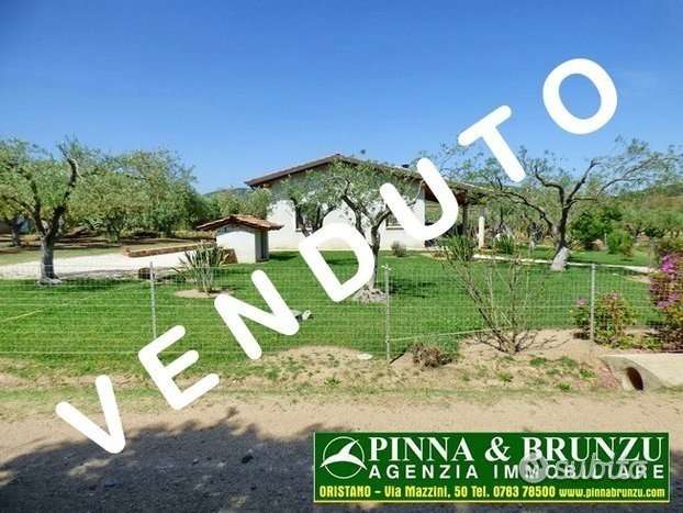 casa indipendente in vendita ad Oristano