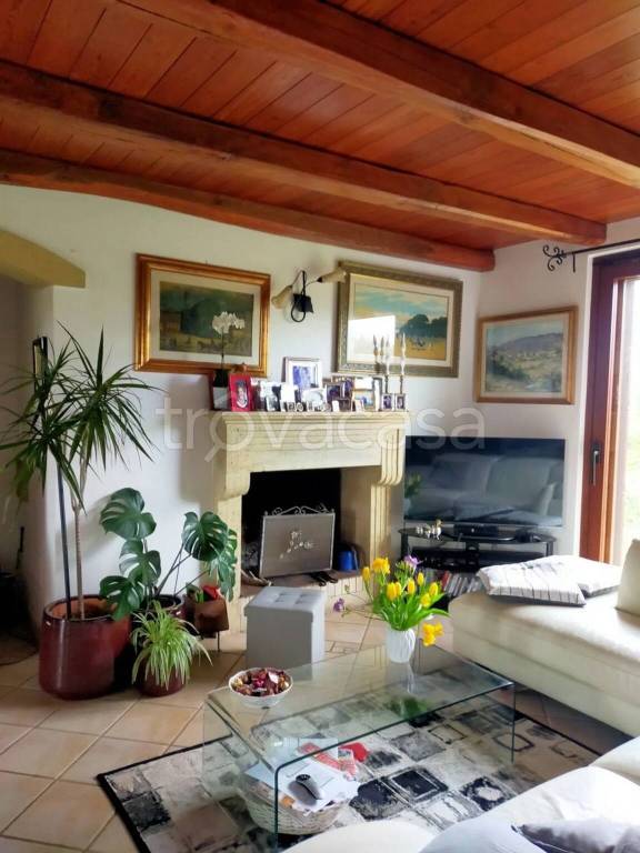 casa indipendente in vendita ad Oristano