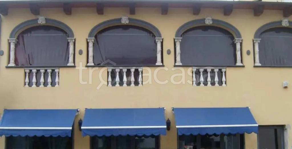 negozio in vendita ad Oristano