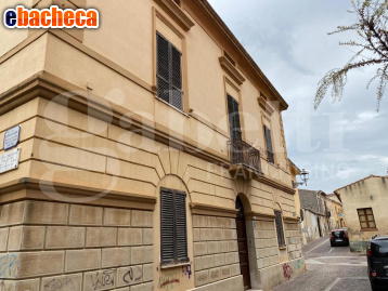 casa indipendente in vendita ad Oristano