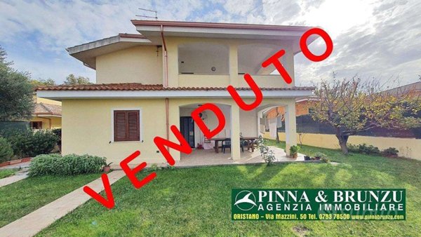 casa indipendente in vendita ad Oristano
