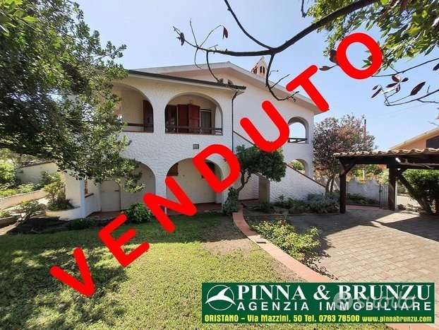 casa indipendente in vendita ad Oristano